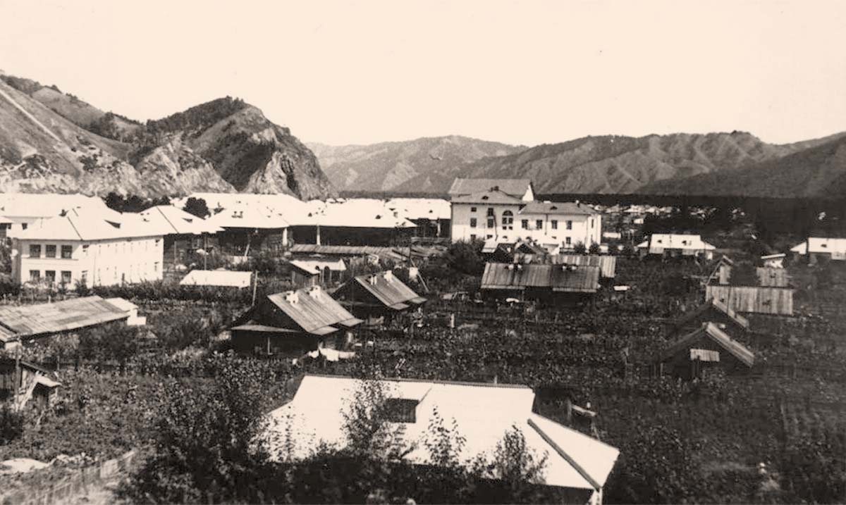 Abaza. Panorama of the city, in the center - the House of Culture